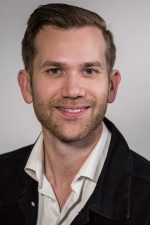 Aaron Moorhead; Amerikalı yapımcı, görüntü yönetmeni, yönetmen