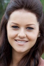 Isabelle Cornish; Avustralya doğumlu Avustralyalı oyuncu