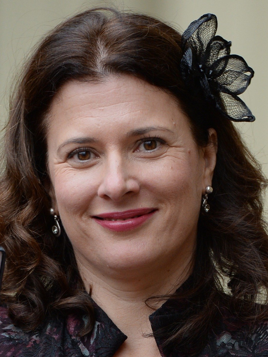 Julie Gardner; Neath,Glamorgan,Galler doğumlu İngiliz  idari yapımcı