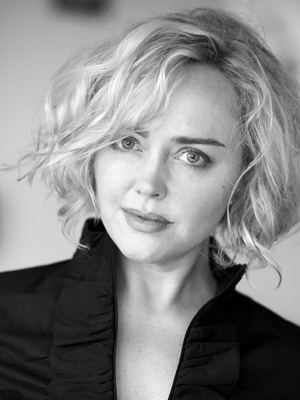 Angeline Ball; Dublin,İrlanda doğumlu İrlandalı  oyuncu