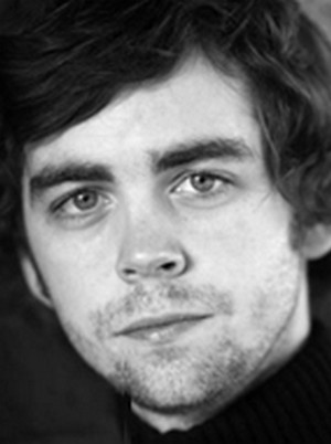 Alex Price; Manchester,İngiltere doğumlu İngiliz  oyuncu