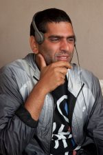 Nima Nourizadeh; Londra,İngiltere doğumlu İngiliz  yönetmen