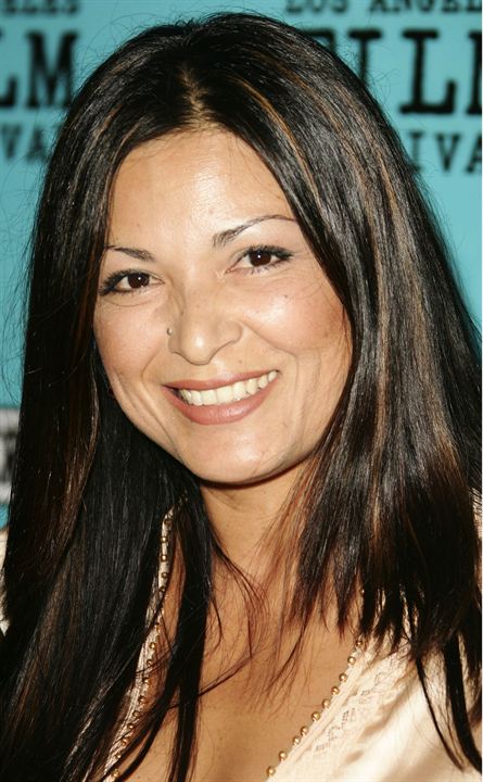 Elpidia Carrillo; Parácuaro, Michoacán, Meksika doğumlu Elpidia Carrillo olarak da bilinen Meksikalı oyuncu