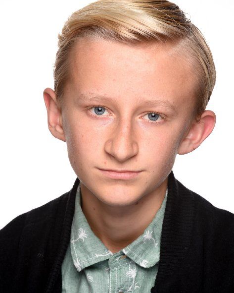 Hayden Keeler-Stone; Essex,İngiltere doğumlu İngiliz  oyuncu