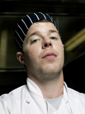 Stephen Wight; Romford,Londra,İngiltere doğumlu İngiliz  oyuncu