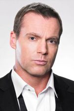 Michael Shanks (I); Kanadalı  oyuncu, senarist, yönetmen