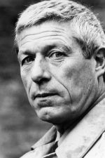 John Woodvine; Twickenham,Londra,İngiltere doğumlu İngiliz  oyuncu