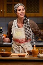 Lameece Issaq; Filistinli senarist