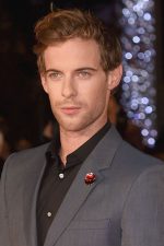 Luke Treadaway; Exeter,Devon,İngiltere doğumlu İngiliz  oyuncu