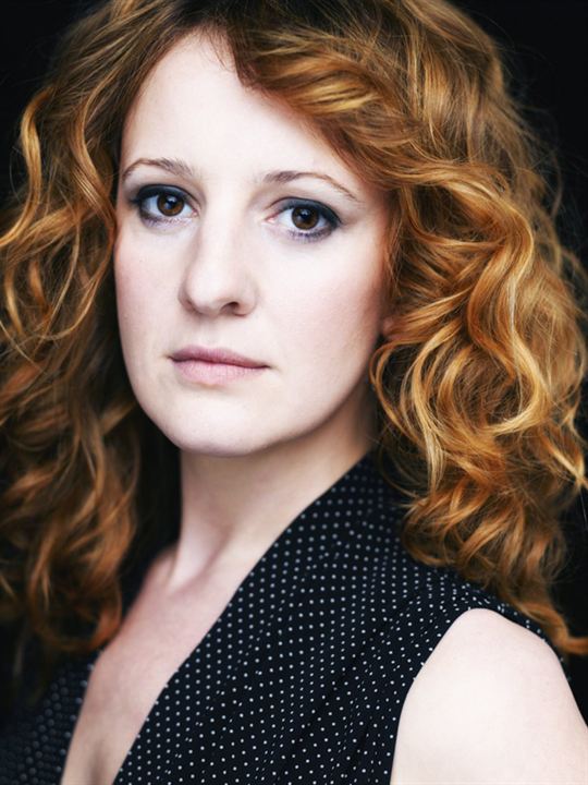 Stacey Roca; Southport,Merseyside,İngiltere doğumlu İngiliz  oyuncu