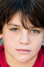 Dylan Burns; oyuncu