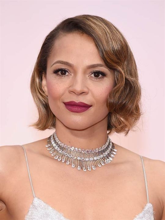 Carmen Ejogo; Kensington,Londra,İngiltere doğumlu Carmen Elizabeth Ejogo olarak da bilinen İngiliz  oyuncu