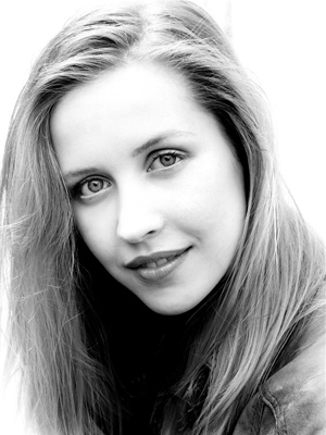 Edyta Budnik; oyuncu