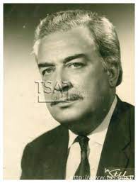 Asim Nipton; İstanbul, Türkiye doğumlu oyuncu