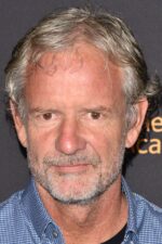 Christopher Lloyd; Amerikalı idari yapımcı, senarist, yaratıcı