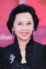 Deanie Ip; Hong Kong'lu, oyuncu, şarkıcı