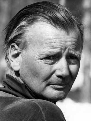 J. Lee Thompson; İngiliz, yönetmen, yapımcı, senarist