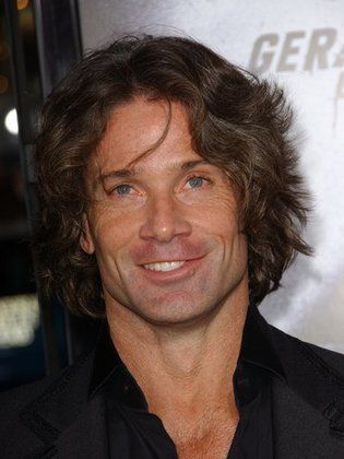 Kurt Wimmer; Amerikalı senarist, yapımcı, oyuncu ve yönetmen