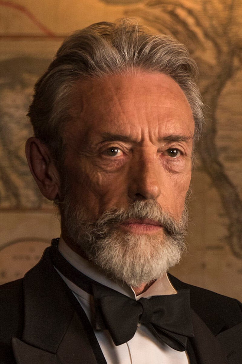 Anthony Higgins; İngiliz, oyuncu