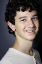 Ayberk Koçar; İstanbul, Türkiye doğumlu oyuncu