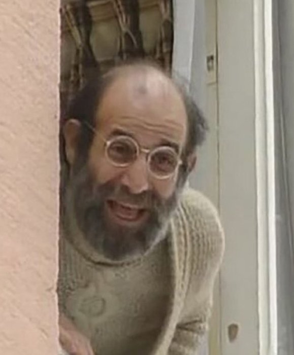 Uğurtan Saygıner; Samsun doğumlu Türk tiyatro, sinema ve dizi oyuncusu