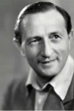 Carmine Gallone; Taggia, İtalya doğumlu yönetmen, senarist, yapımcı