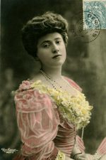 Paule Andral; Paris, Fransa doğumlu oyuncu