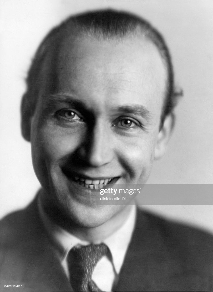 Robert A. Stemmle; Magdeburg, Saksonya-Anhalt, Almanya doğumlu senarist ve yönetmen