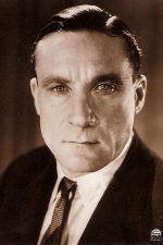 Thomy Bourdelle; Paris, Fransa doğumlu oyuncu