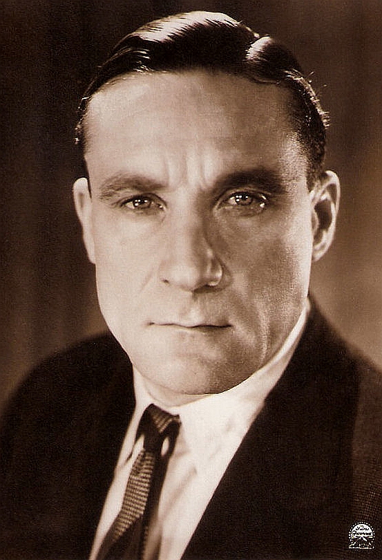 Thomy Bourdelle; Paris, Fransa doğumlu oyuncu