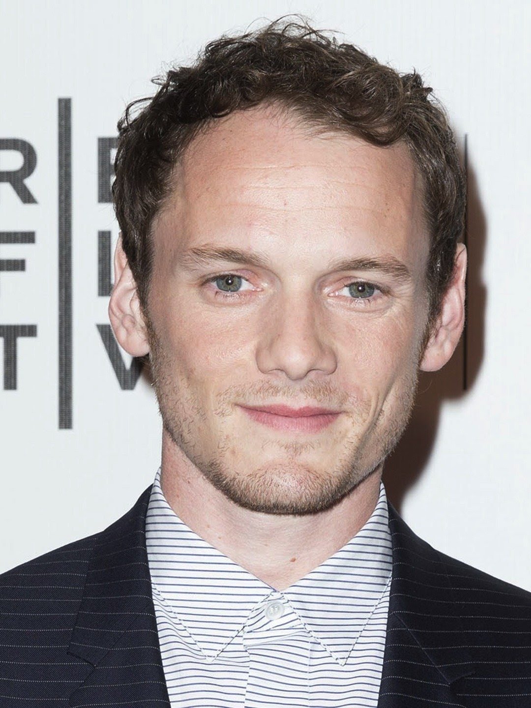 Anton Yelchin; St. Petersburg, Rusya doğumlu oyuncu