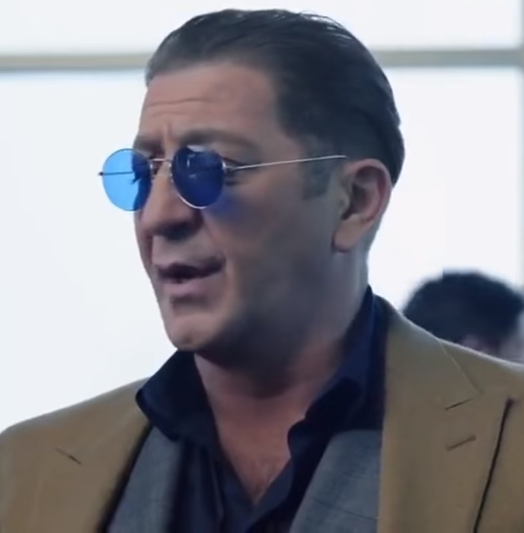 Grigoriy Leps; Soçi, Rusya doğumlu şarkıcı ve söz yazarı