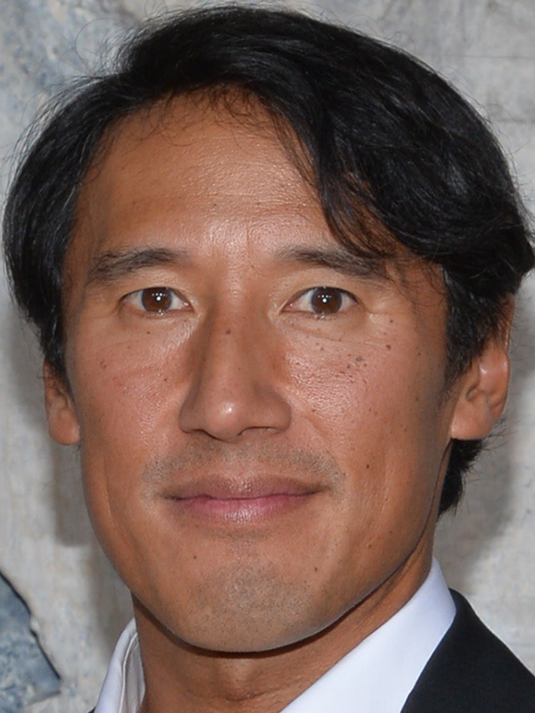 Jimmy Chin; Mankato, Minnesota, ABD doğumlu profesyonel dağcı, fotoğrafçı ve yönetmen