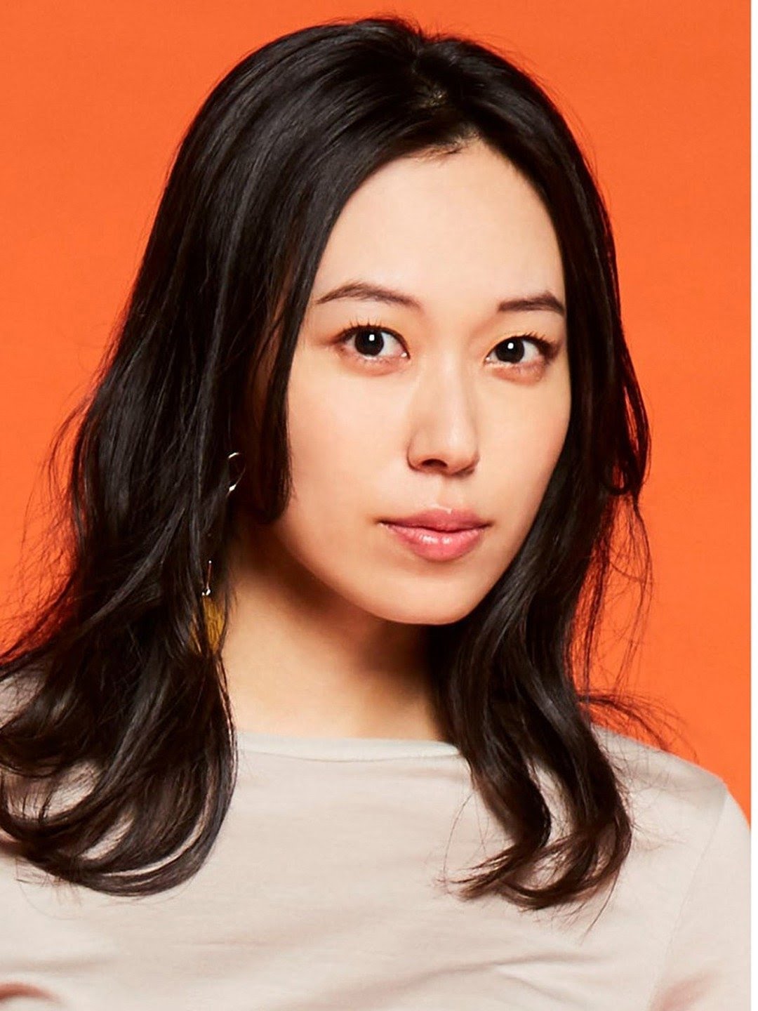 Minako Kotobuki; Kobe, Japonya doğumlu seslendirme sanatçısı