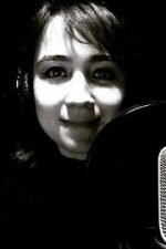 Esra Şaşmaz, Ankara doğumlu seslendirme sanatçısı