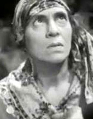 Stella Rho, İngiliz oyuncu