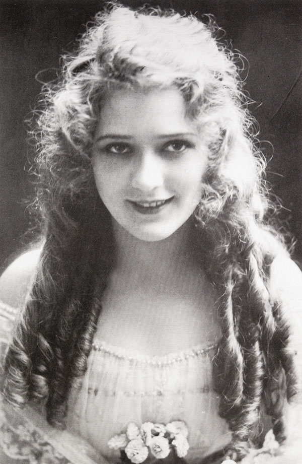 Mary Pickford; Kanadalı, oyuncu
