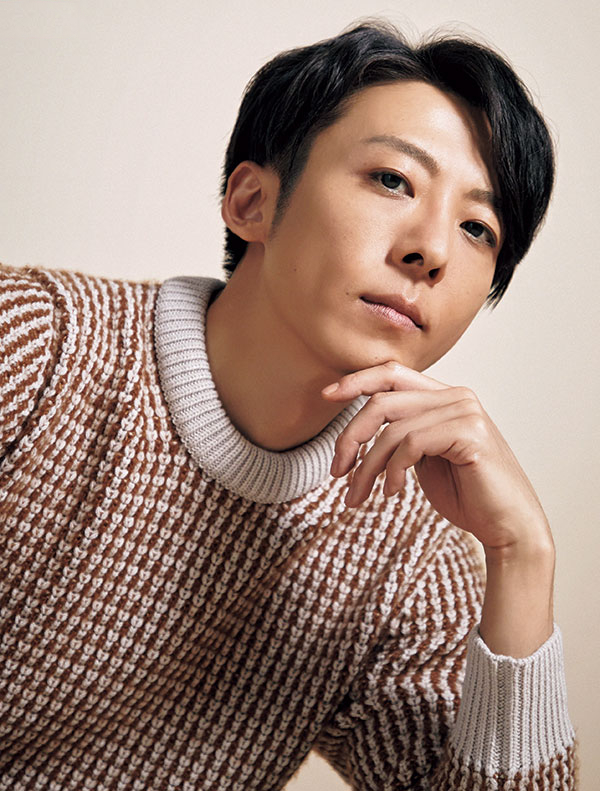 Issey Takahashi; Japon, oyuncu, şarkıcı